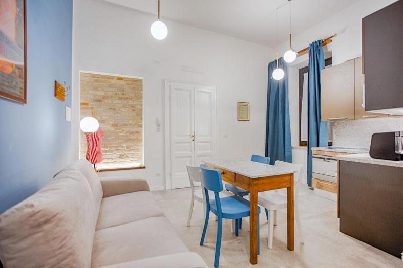 Villino Mari Camere Con Parcheggio Privato Gratuito Ascoli Piceno Exteriér fotografie