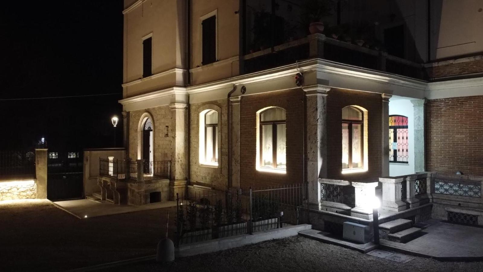 Villino Mari Camere Con Parcheggio Privato Gratuito Ascoli Piceno Exteriér fotografie